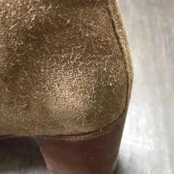 Frye Nora Suede Studded Heel Ankle Bootie Size 7.5 - Picture 9 of 11